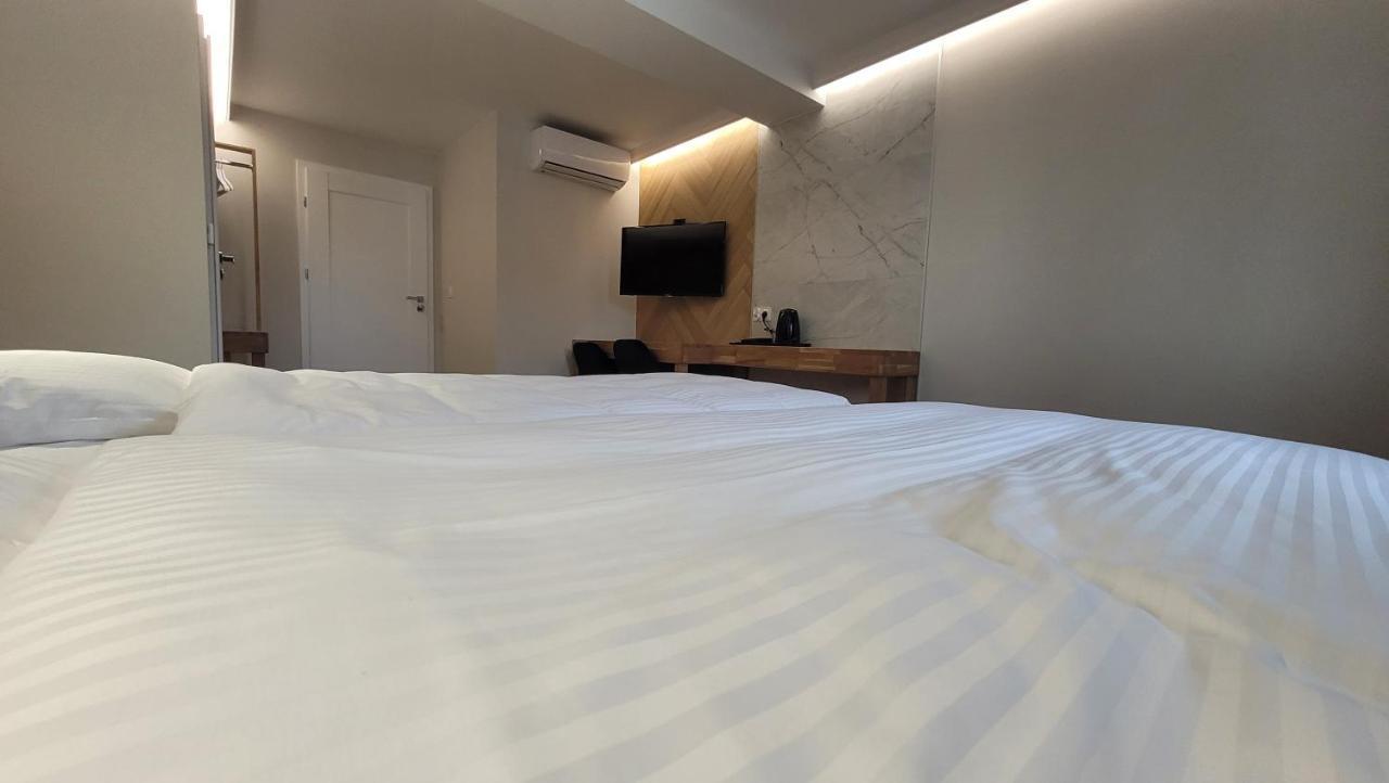 Hotel & Restauracja Wroblewscy Karniewo Zewnętrze zdjęcie