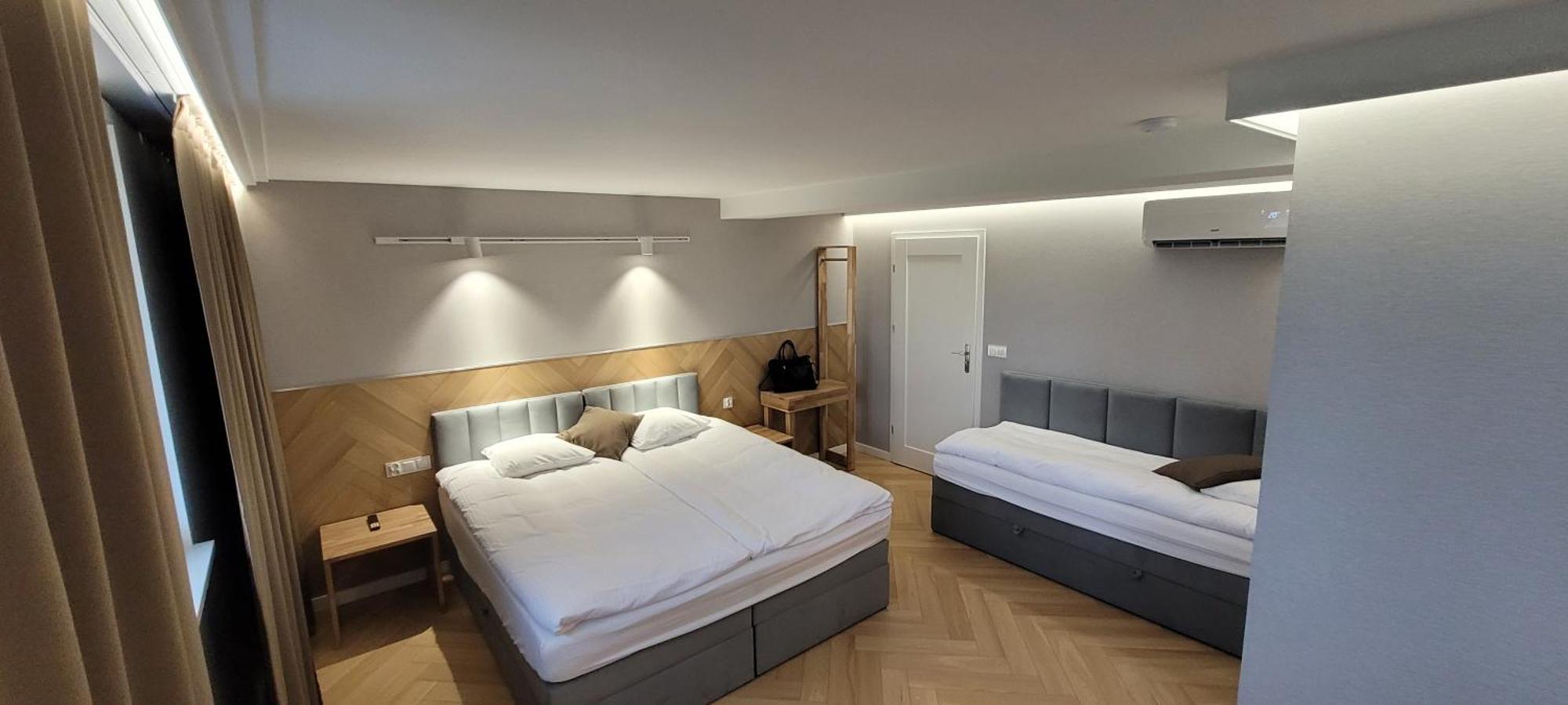 Hotel & Restauracja Wroblewscy Karniewo Zewnętrze zdjęcie
